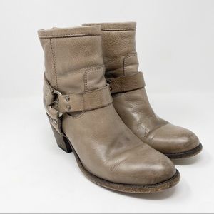 Best 25+ Deals for Used Frye Boots Size 